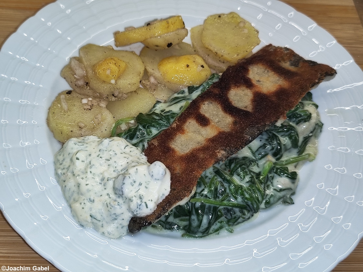 Trout fillet Black Forest style – Forellenfilet Schwarzwälder Art